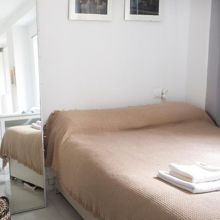 Atico Con Balcon En Pleno Centro Apartment Севиля Екстериор снимка